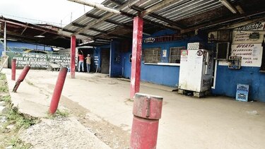 Bares y cantinas, en la mira por violar leyes municipales