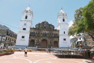 Irregularidades en estudios para reparar la Catedral