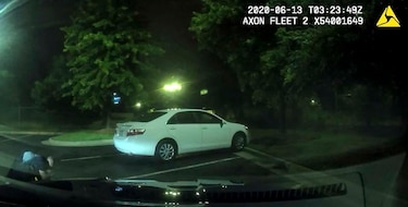 Policía de Atlanta que disparó a afroestadounidense enfrentará cargos por asesinato
