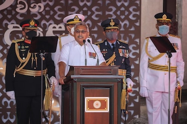 Rajapaksa renuncia a la Presidencia de Sri Lanka, confirma el Parlamento