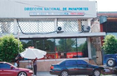 Condenan red criminal por corrupción