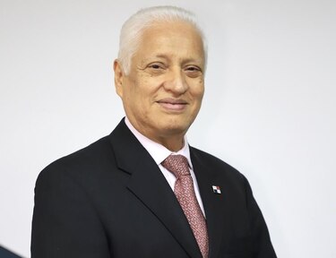 El presidente Cortizo designa a Carlos González como nuevo viceministro de Economía