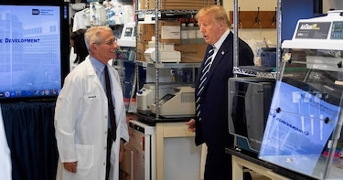 Búsqueda de medicamentos para coronavirus enfrenta dificultades