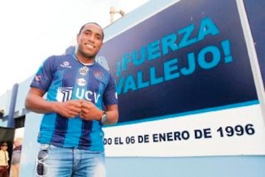 Tejada llegó para cumplirle al poeta