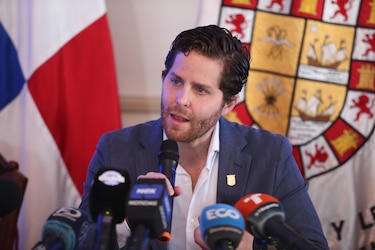 Contrato exprés: Mizrachi asigna $95 mil para la feria de empleo