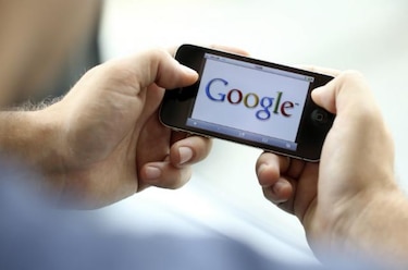 UE toma medidas para acabar con guerra de patentes de ‘smartphones’