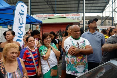 Una noche de rescate de decenas de cadáveres tras la operación policial más letal en Rio de Janeiro