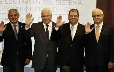 Costa Rica entrega a Panamá presidencia pro-témpore del SICA