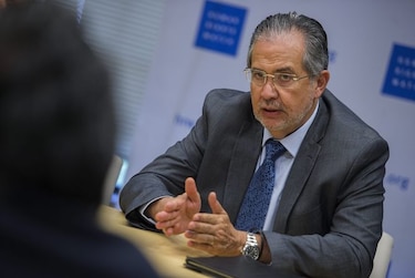 España otorga protección a director del periódico 'El Nacional', Miguel Henrique Otero