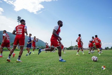 Panamá entrena con miras al encuentro ante Jamaica