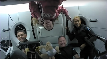 Turistas de SpaceX hablaron con el actor Tom Cruise y dan detalles de su vuelo espacial