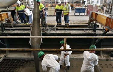 Línea 2 del Metro logra construcción de la viga 'U' número mil
