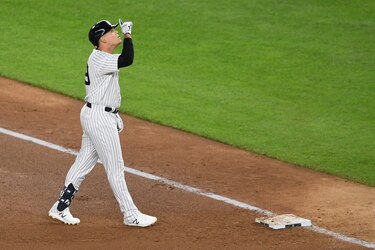 Yankees aprietan el paso y Marlins sufren pequeña caída
