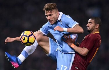 Lazio golpea primero en el derbi romano
