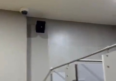 Gimnasio con cámaras en los baños ‘vulneró derecho a la intimidad’: Defensoría del Pueblo
