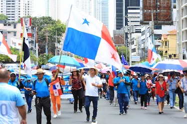 Gremios docentes mantienen protestas en la capital, La Chorrera y el interior del país