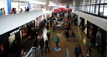 Daño en pista de aeropuerto El Dorado afecta más de 700 vuelos