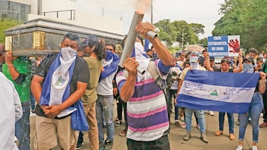 Una luz de represión guía a los nicaragüenses