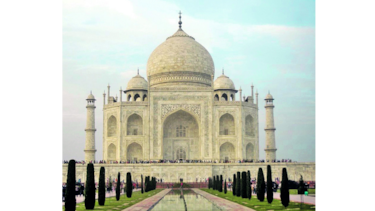 Insectos amenazan al Taj Mahal