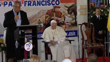 'Aquí se hace el milagro de nacer de nuevo', dice Francisco en la Casa Hogar El Buen Samaritano