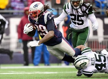 Patriots trituran a Jets y se acercan a título de la Americana