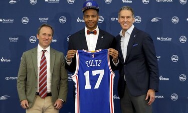 76ers toman a Fultz y Lakers se van con Ball en 'draft' de la NBA