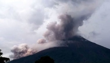 Volcán de Fuego disminuye fase eruptiva en Guatemala