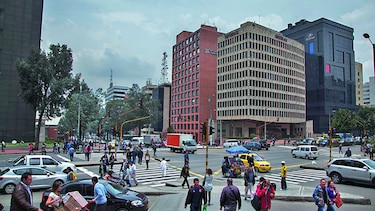 Producción industrial se contrae