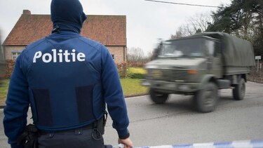 Bélgica inculpa a un tercer hombre por atentado frustrado en Francia