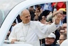 El papa León XIV retoma sus actividades y recorre la plaza de San Pedro en papamóvil