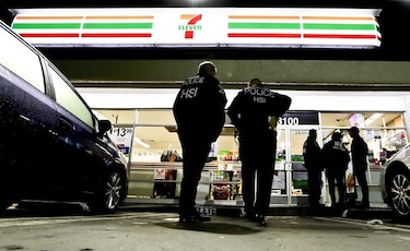 Redadas contra inmigración ilegal en tiendas 7-Eleven de Estados Unidos