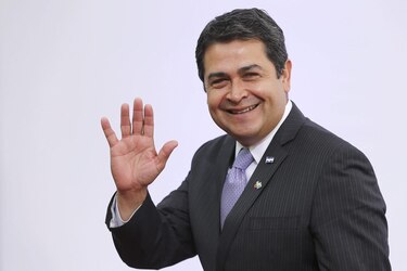 Juez de Honduras rechaza recurso de Juan Orlando Hernández para revocar orden de captura