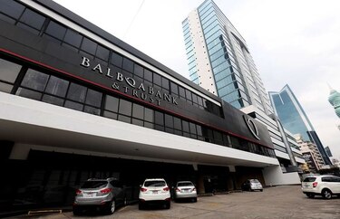 Regulador prorroga por 30 días la reorganización de Balboa Bank & Trust
