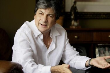 Denuncian que director de la Lotería hace proselitismo en horas de trabajo