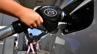 Arabia, cerca de restablecer un tercio de la producción de petróleo