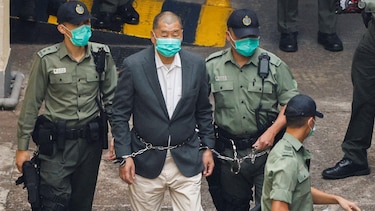 Condenan a 20 años de cárcel a Jimmy Lai, el multimillonario ‘rebelde’ de Hong Kong que arriesgó todo por enfrentarse al Partido Comunista de China