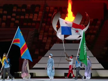 Tokio apaga su llama olímpica y da el relevo a París