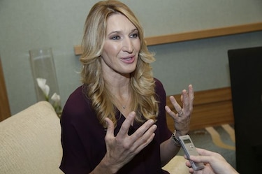 Steffi Graf apuesta por terapias para niños víctimas de la guerra