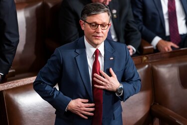 Mike Johnson se convierte en presidente de la Cámara de Representantes de Estados Unidos ‘in extremis’