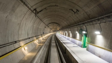 Suiza se prepara para inaugurar el túnel ferroviario más largo del mundo