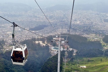 El teleférico más alto del mundo comienza a operar en La Paz