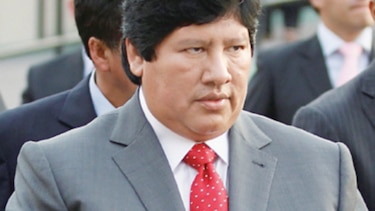 Arrestan a presidente de la federación de fútbol de Perú