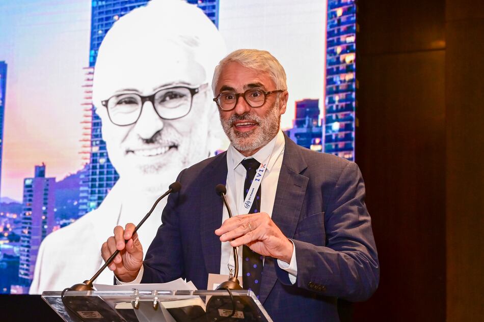 De ‘adversario’ a ‘rockstar’: el dilema de Panamá y la advertencia de Pascal Saint-Amans