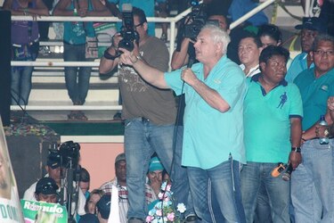 Martinelli dice que a los 'vagos' les 'llamamos zánganos'