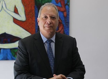 'Varela piensa a corto plazo, no como estadista'