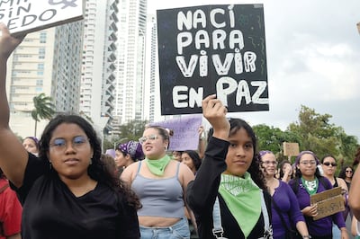 Tres femicidios atroces en un mes conmocionan al país