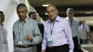 Gobierno colombiano y FARC retoman negociaciones de paz en Cuba