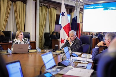 Gabinete aprueba prórroga del contrato de telefonía fija del Estado por dos años