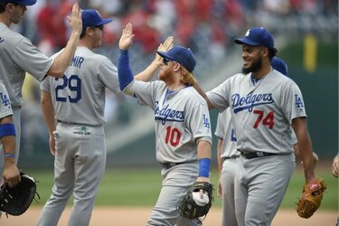 Dodgers acaban con el invicto del estelar Stephen Strasburg