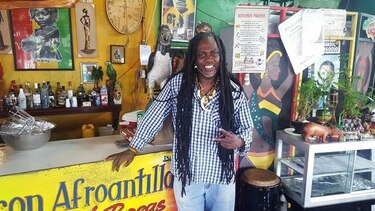 Francis, entre cocinero y museólogo